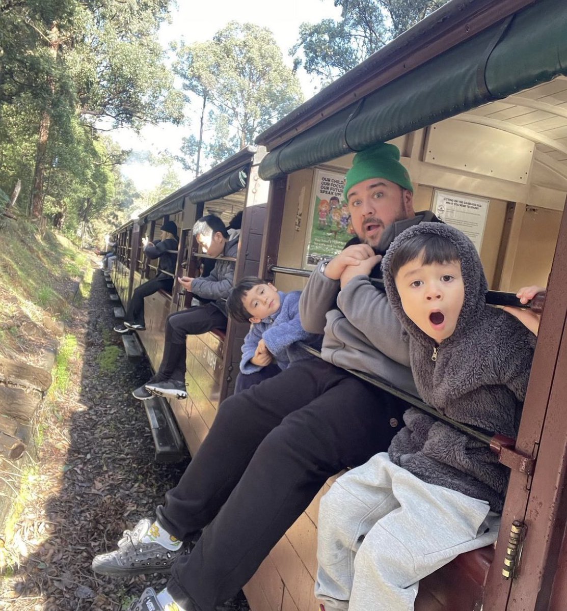 signedbywild's tweet photo. [#WILDstagram] 

Our favorite boys 💙🇦🇺

https://t.co/e1OWsnHeIz
#TheHammingtons #teamwild #talents #Australia #instagram #WILDGroup https://t.co/PC9xrLw47x
