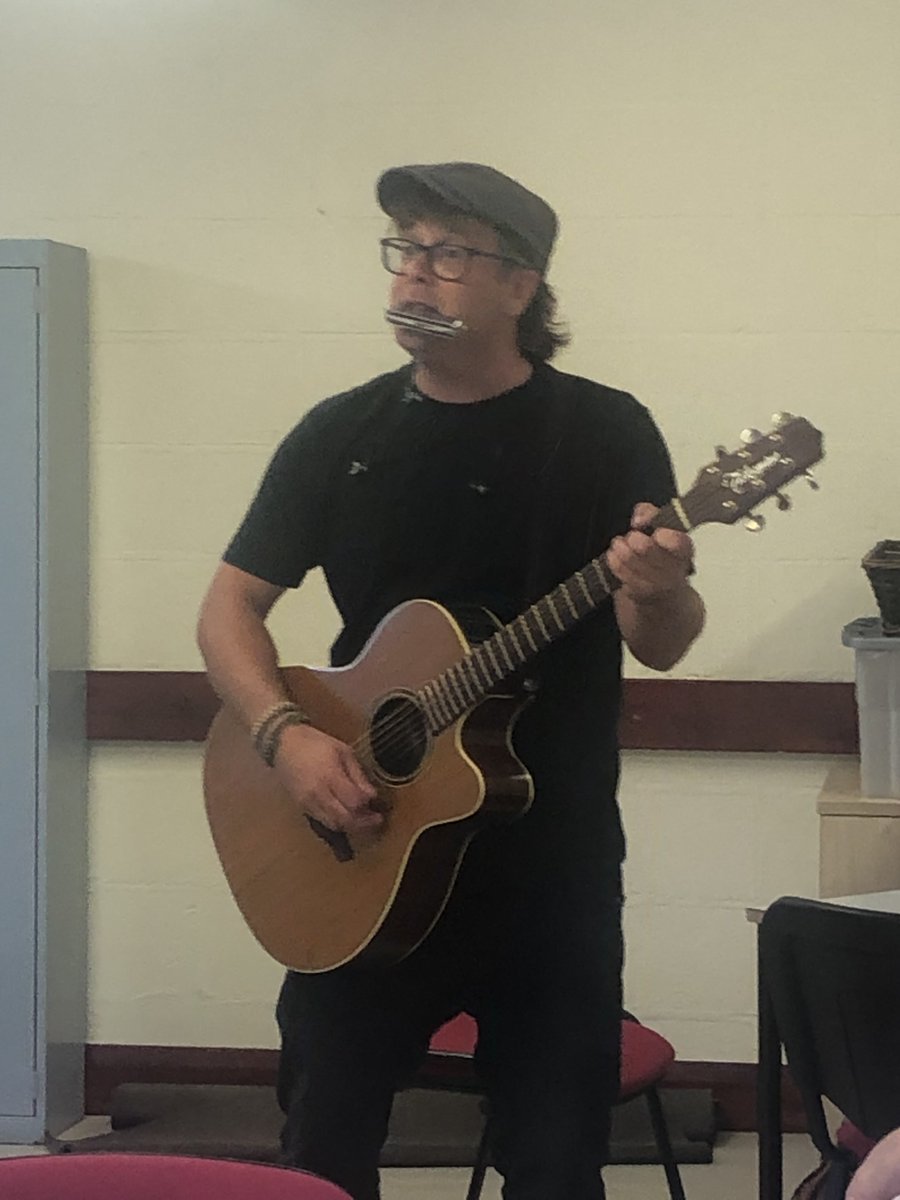 Big thanks to Chris from <a href="/ProjectSoundsuk/">Project Sounds</a> for coming to our Eden Close #Wellbeing Group this week to share his #Singing for Lung Health &amp; Harmonica for Lung Health groups🎶🎸Everyone had a great time joining in with the singing &amp; loved the music! See you again soon! #lunghealth