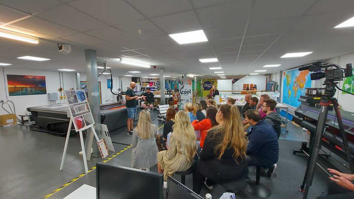 drpgroup's tweet image. Our Print Team recently held internal demo sessions to the wider team introducing some new pieces of tech and what they mean for the business when it comes to efficiency, innovation, collaboration, and sustainability 😄. Well done guys 👏 

 #Print #PrintDemo #CreativeComms