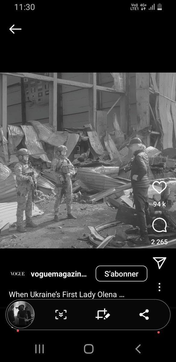 EsmeraldaJuggad's tweet image. Mr Zelenski:
-" Tiens si on faisait Faisait un petit shooting glamour pendant que d'autres meurent"
Me Zelenski:
- " Super idée,  je prends mon manteau et Go" 
Me Zelenski :
-" Cheri, tu veux pas changer de tee-shirt, il commence à sentir les 8000 morts" 
#humaniteendanger