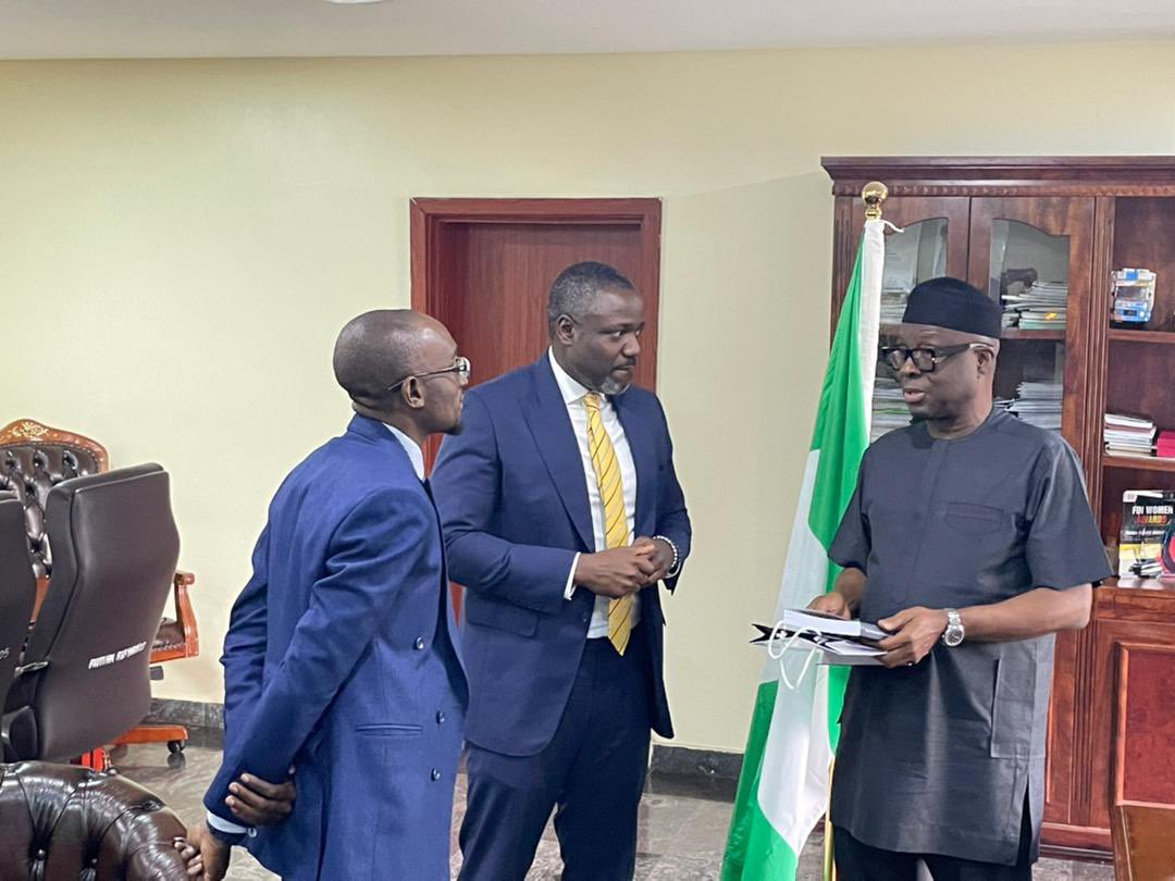 NiyiAdebayo_'s tweet photo. text “Nigerian Merger Control: Principles and Practice” published by Lexis Nexis and written by Seye Ayinla, a Partner at the law firm of Duale, Ovia &amp; Alex-Adedipe - a specialised commercial form based in Lagos and Abuja, presented copies of the book to me at #FMITI https://t.co/Lz6KmbwzVc