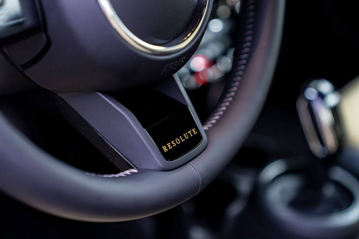 MINI_ParkLane's tweet image. Those little details inside the MINI Resolute edition😍

Find out more about the MINI Resolute edition here: bit.ly/3rXQlOi

#MINI #MINIResolute #MINIOwners
