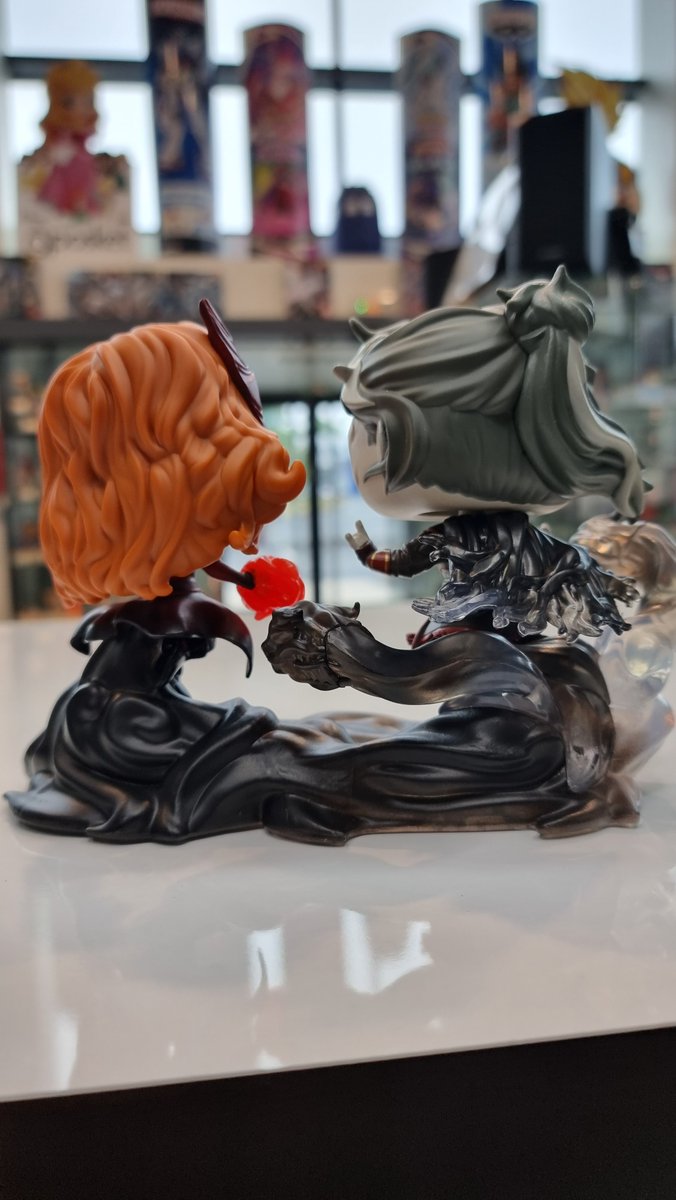 foxchip_fr's tweet photo. Strange et Wanda sont-ils en train de se battre ? 

Qu'est-ce qui les pousse à agir ainsi ? 

Qui des deux l'emportera ?

https://t.co/TArK88IpaZ

#Marvel #DocteurStrange #Wanda #ScarletWitch #Palmer #comics #superhero #multiverse #Cumberbatch #Olsen https://t.co/XJvVam721t