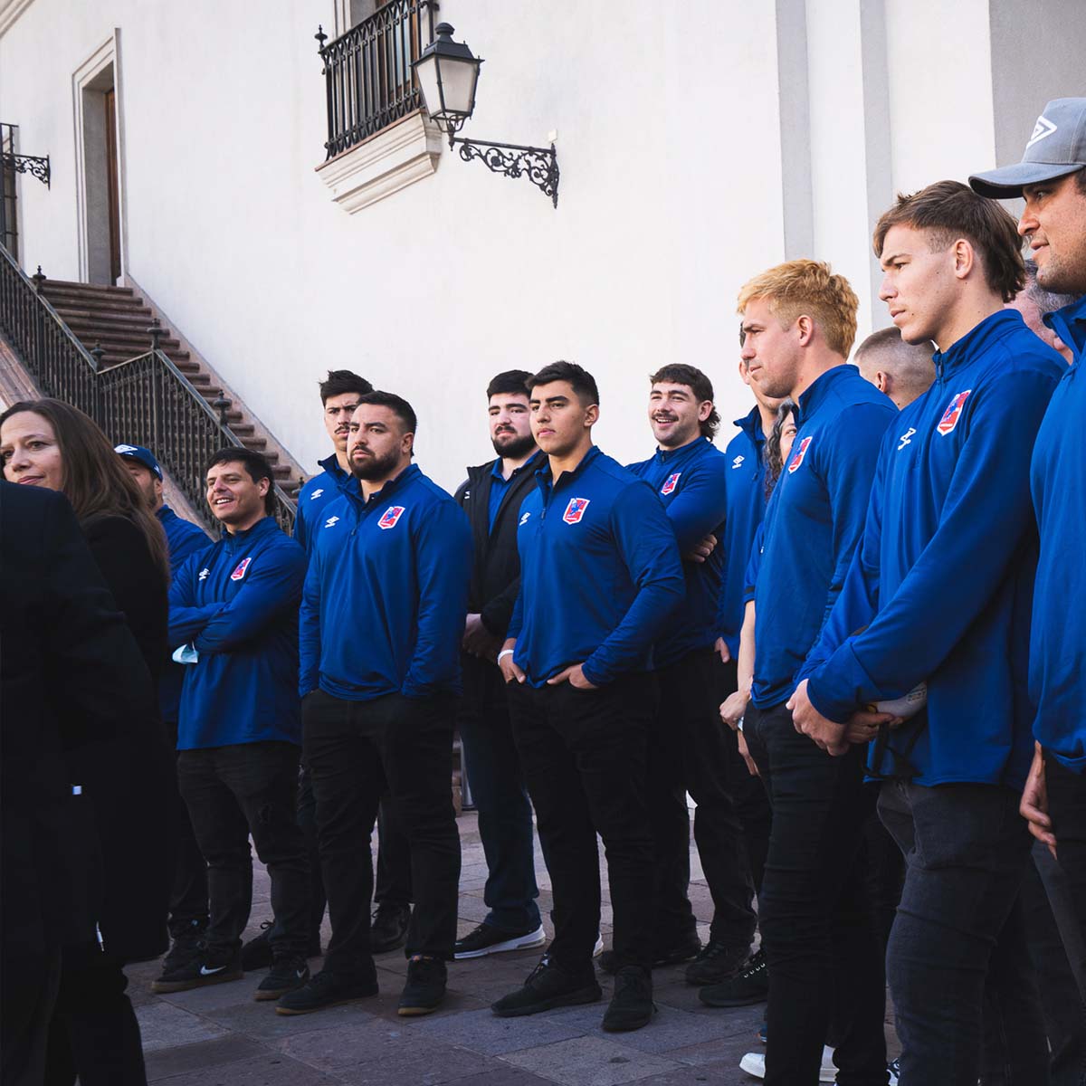 Tras hacer historia clasificando por primera vez al mundial, los Cóndores fueron recibidos en La Moneda por el Presidente y la ministra del deporte para felicitarlos por su gran hazaña.
