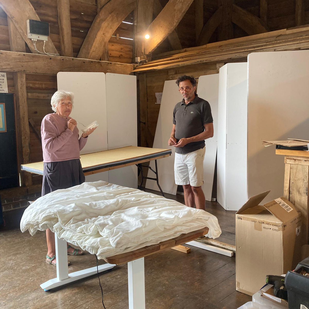 TheSussexGuild's tweet photo. Set up day for the sussex guild at Michelham Priory  we are open tomorrow we love to see you.
#MichelhamPriory 
#sussexpast
#EastSussex
#Lewes 
#craftshow 
#onshore 
#smallbusiness 
#support 
#supportsmallbusinesses 
#artist 
#handmade 
#selfcare 
#Homeinterior 
#giftideas 
#art https://t.co/FrWFbPBUEX