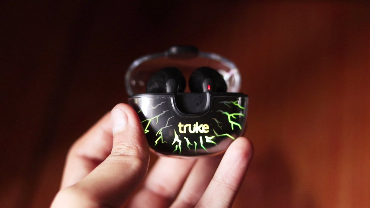 2X GIVEAWAY.
Two of you can win the newly launched Truke Buds Alpha TWS Earbuds.
RULES:
1. Follow me <a href="/IndiCoder18/">Shawmava Mukherjee</a> 
2. Retweet
3. Follow my instagram.
instagram.com/indicoder18

Winners will be announced after 5 days. All the best 🔥