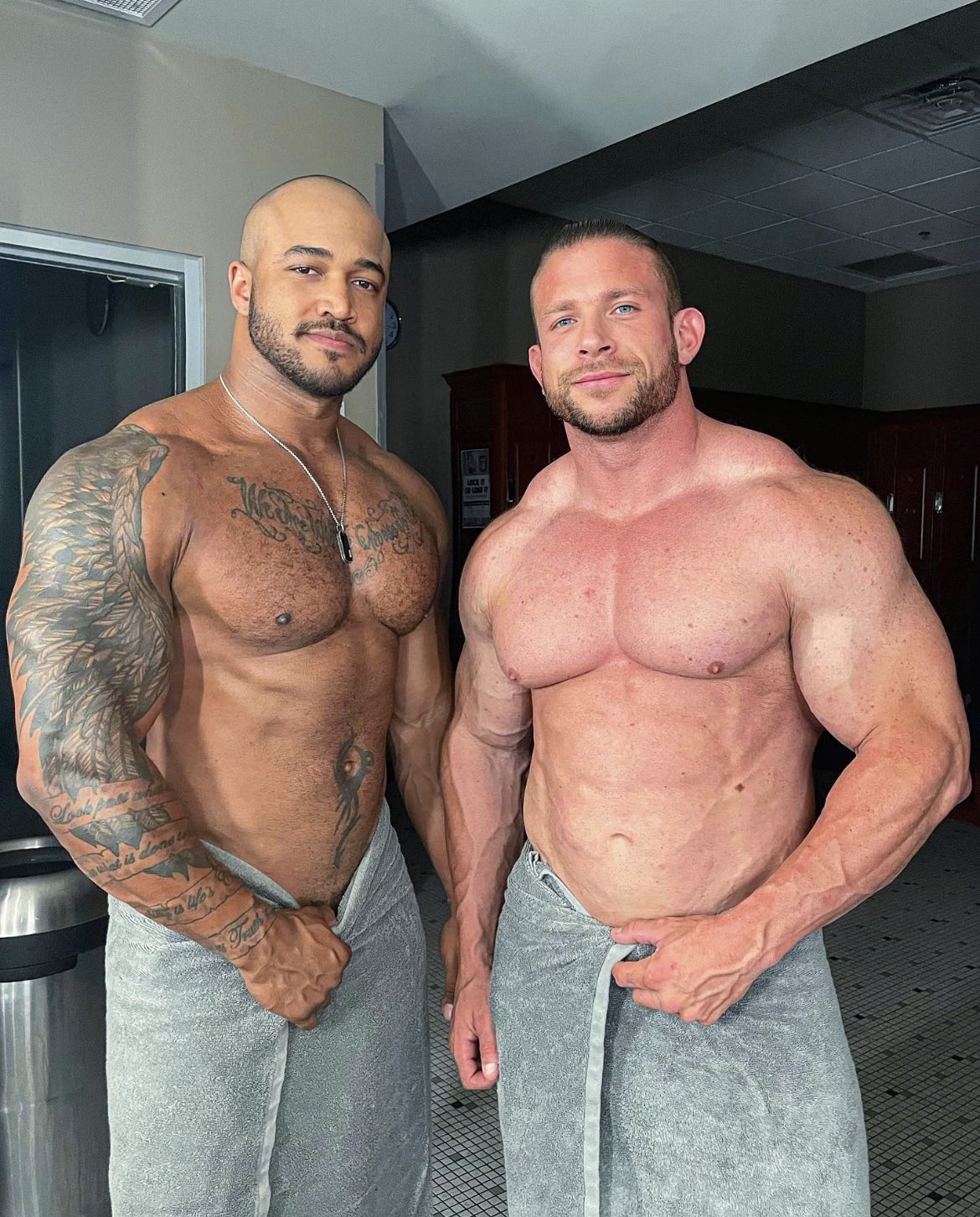 Jason Vario (🎃 50% OFF😈) on Twitter: "You see us eyeing you in the