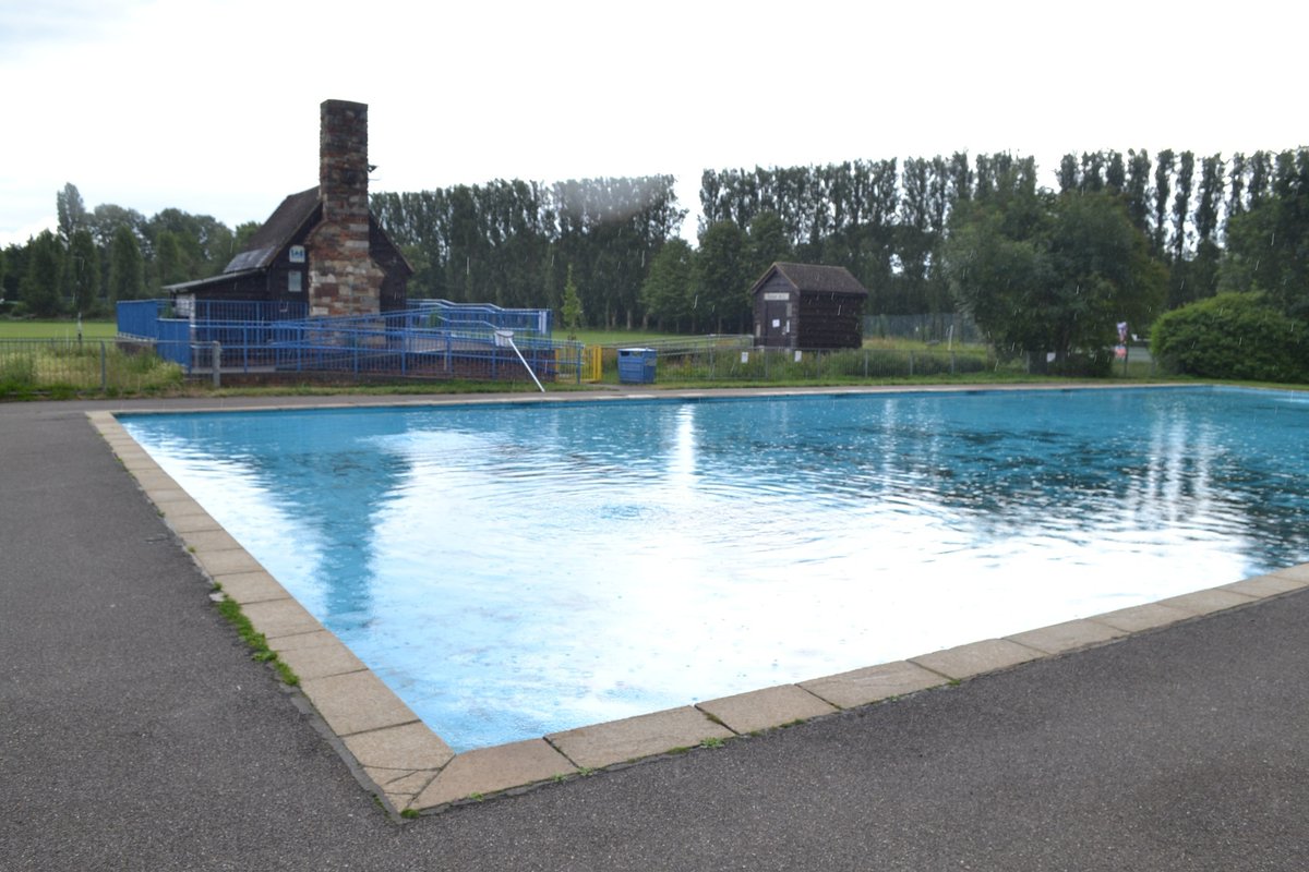 Reading Borough Council tweet media