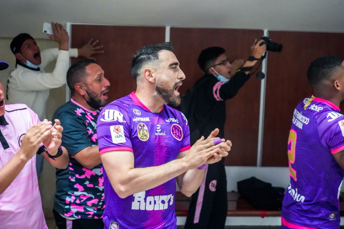 ErnestNungaray's tweet image. Feliz aniversario @sportboys  95  al club más grande de Perú