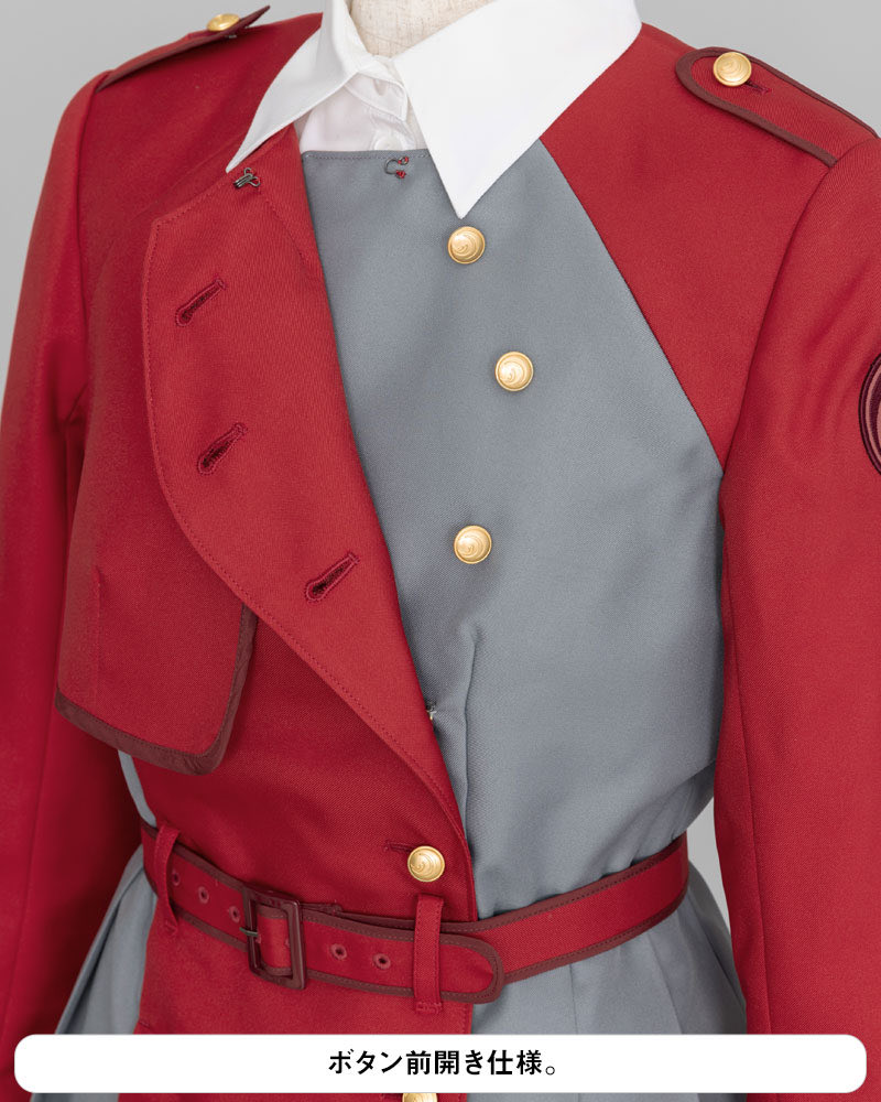 何?胸元のボタンを取るのなら、胸がはだけるのではないのか!? 