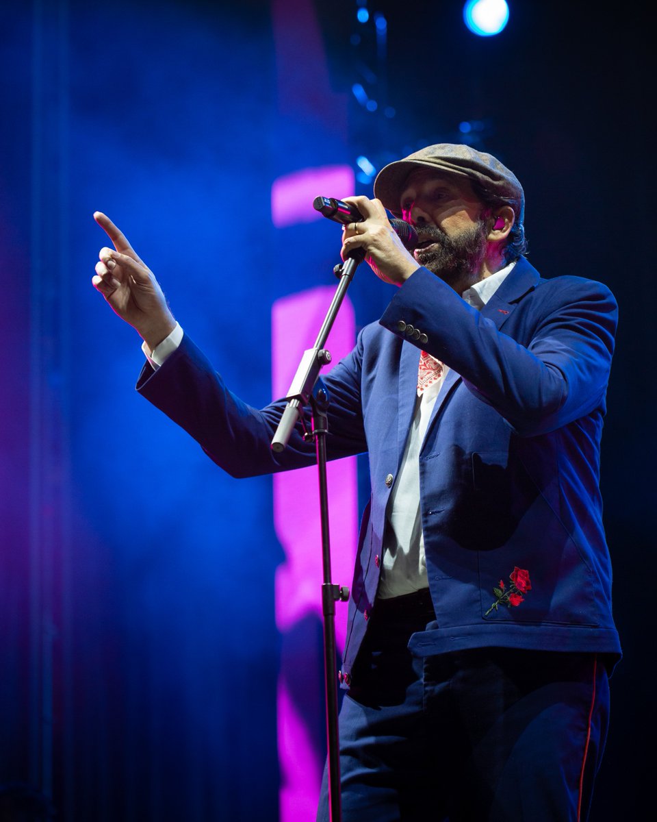 🕺Un auténtico placer haber contado este año con toda una leyenda,¡Cómo nos hizo bailar y cantar <a href="/JuanLuisGuerra/">Juan Luis Guerra</a> el 3 de julio

¿Qué artista os gustaría ver el próximo año?⁣

#juanluisguerra #ciutatfestivalbycaixabank 
⁣<a href="/LevanteUD/">Levante UD</a>  | <a href="/proactiv_es/">Proactiv Entertainment</a>  | <a href="/CaixaBankExp/">Test Account</a>