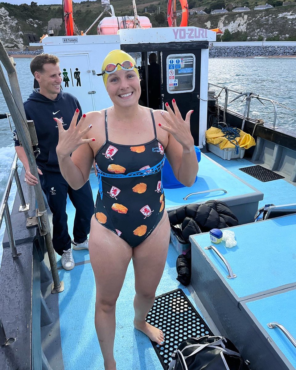 BethRBryan's tweet image. Can not believe we just did that! 🏴󠁧󠁢󠁥󠁮󠁧󠁿➡️🇫🇷

Powered by parmo’s and true northern grit I made it to France in 14 hours and 8 mins. 

I say we because it was a team effort. Without James, Jo, Liam, the pilots Andy and James I would not have made it onto French land.