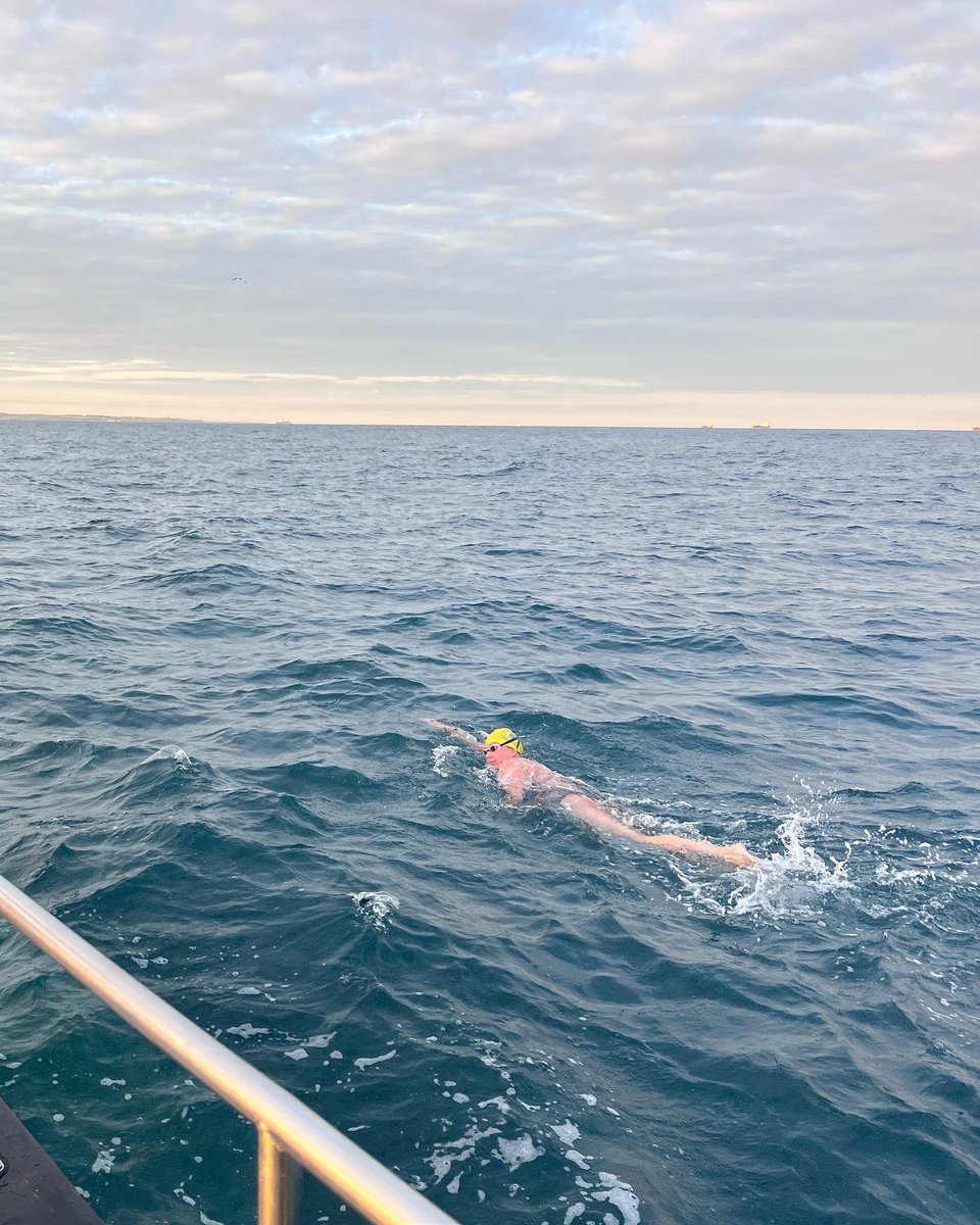 BethRBryan's tweet image. Swimming through the night I had 2 big fish circling round me for 3 hours, I believe they were protecting me. Lots of jelly fish and a few of stings, but nothing beat the pain of the wind &amp;amp; tides as I fought against them the whole swim. It still doesn’t feel real!