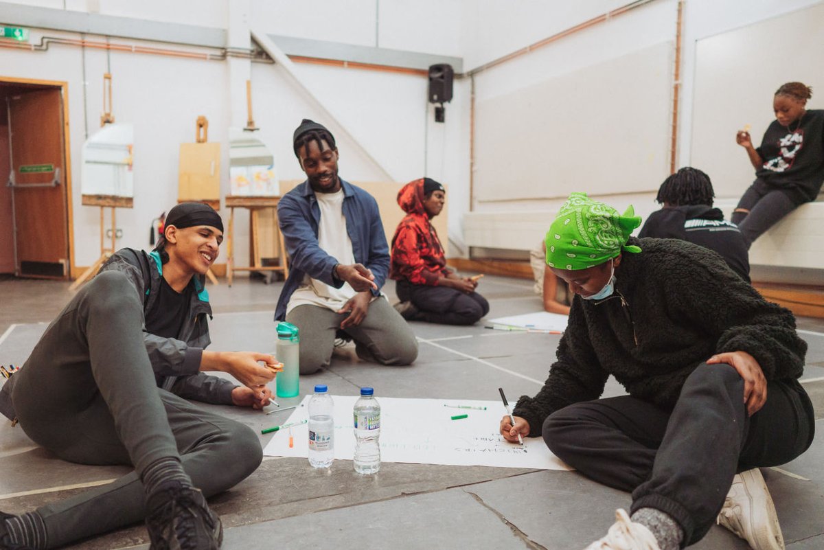 A new summer project from <a href="/YardTheatre/">The Yard Theatre</a> and The Yard’s young associate group: Black Excellence at Nighttime. Meet a range of exciting creatives working across various performance art forms. Sessions start Aug 22. Sign up here: bit.ly/LHDiscoverYH
<a href="/younghackney/">Young Hackney</a> <a href="/LoveHackney/">Love Hackney</a>