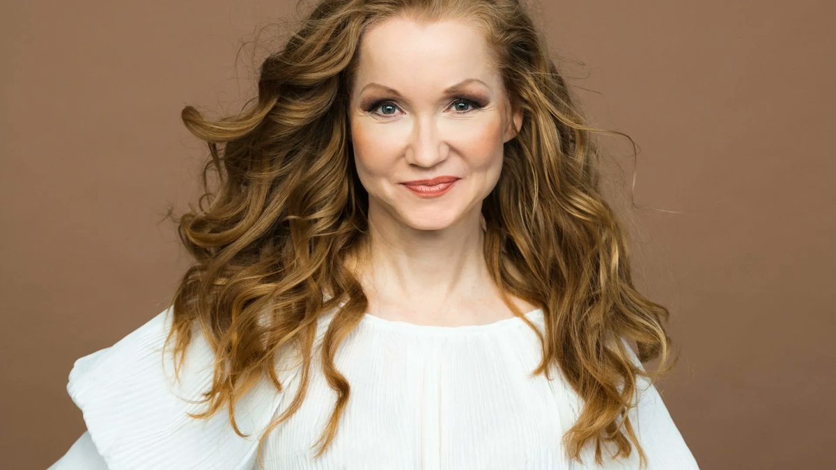 . <a href="/booksbybluebird/">Bluebird Books</a> has swooped for 100 Dates, the "ultimate dating guide", from psychologist <a href="/angela_ahola/">Angela Ahola</a>.

Read more: buff.ly/3OAqu7H