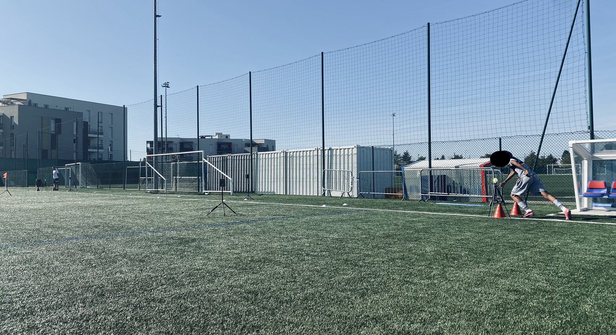 Piponnier Enzo (@piponniere) on Twitter photo 🆕 Start of the HAPPy project experiments at Groupama OL academy! 🏃♀️🏃⚽️
📊Program: Psychological assessment📝, hamstring torque💪 and fatigability, repeated sprint ability, running biomechanic🏃, 1yr injury follow-up 🧐
<a href="/OLAcademy_Actu/">OLAcademy Actu</a>
@lamhessUCA
<a href="/Univ_CotedAzur/">Université Côte d'Azur</a> 🆕 Start of the HAPPy project experiments at Groupama OL academy! 🏃♀️🏃⚽️
📊Program: Psychological assessment📝, hamstring torque💪 and fatigability, repeated sprint ability, running biomechanic🏃, 1yr injury follow-up 🧐
<a href="/OLAcademy_Actu/">OLAcademy Actu</a>
@lamhessUCA
<a href="/Univ_CotedAzur/">Université Côte d'Azur</a>
