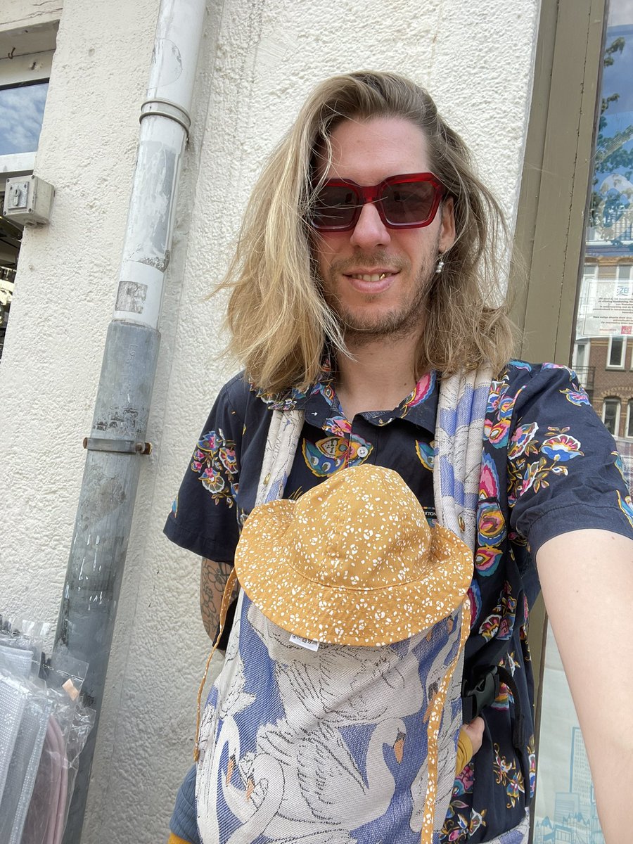 FrankvdLende's tweet photo. Summer in the city. ���️ #stylegods https://t.co/cSxMTY1M5m