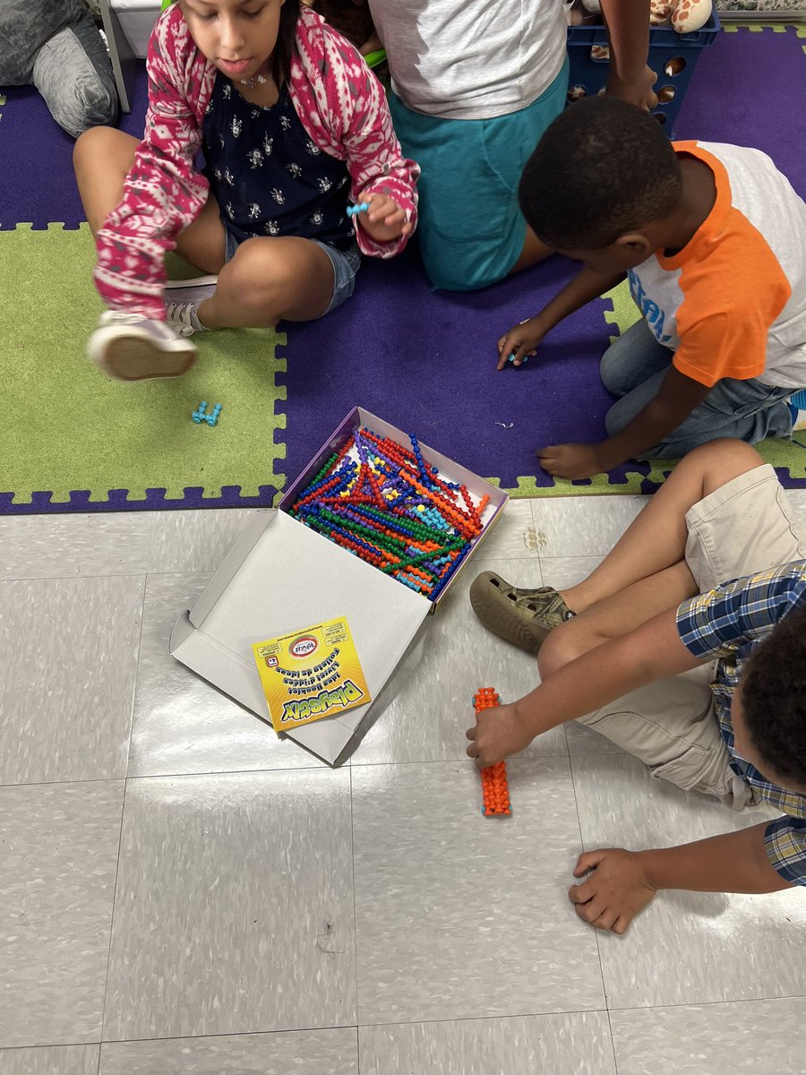 MrsAdamsWMES's tweet photo. #positivityproject in progress! We are discovering our curiosity through building and creating this morning! #positivityinprogress #cabcoschools #onepack #sel https://t.co/1JRUXck7fS