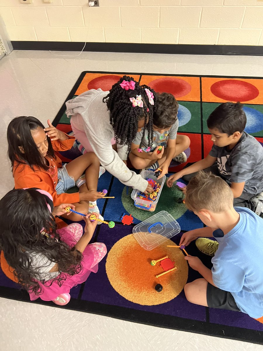 MrsAdamsWMES's tweet photo. #positivityproject in progress! We are discovering our curiosity through building and creating this morning! #positivityinprogress #cabcoschools #onepack #sel https://t.co/1JRUXck7fS
