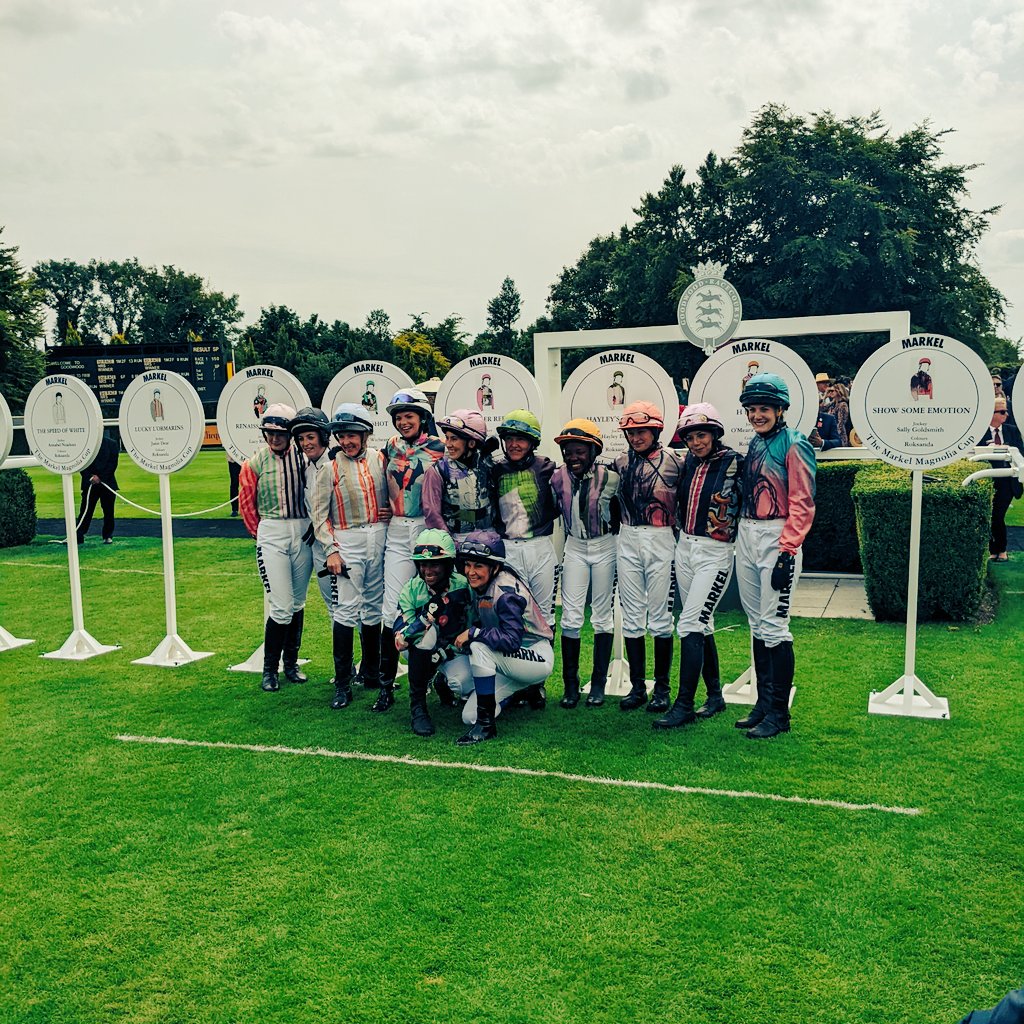 🏆 The Markel Magnolia Cup 🏆

Good luck to all the jockeys 🤞

#ITVRacing | #GloriousGoodwood
