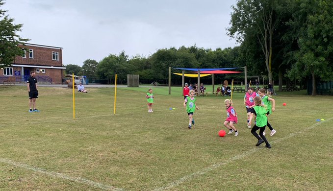 EnglandFootball's tweet photo. We’ve loved seeing your @Lionesses inspired #WeetabixWildcats sessions this week 🤩

A HUGE shoutout to @OldCattonJFC, @Gillfordpark, @BarntonWildcats and @AfcSkirlaugh preparing our next generation of England stars 💫

#TakeYourChance #WEURO2022 https://t.co/JqzbIZiJt8