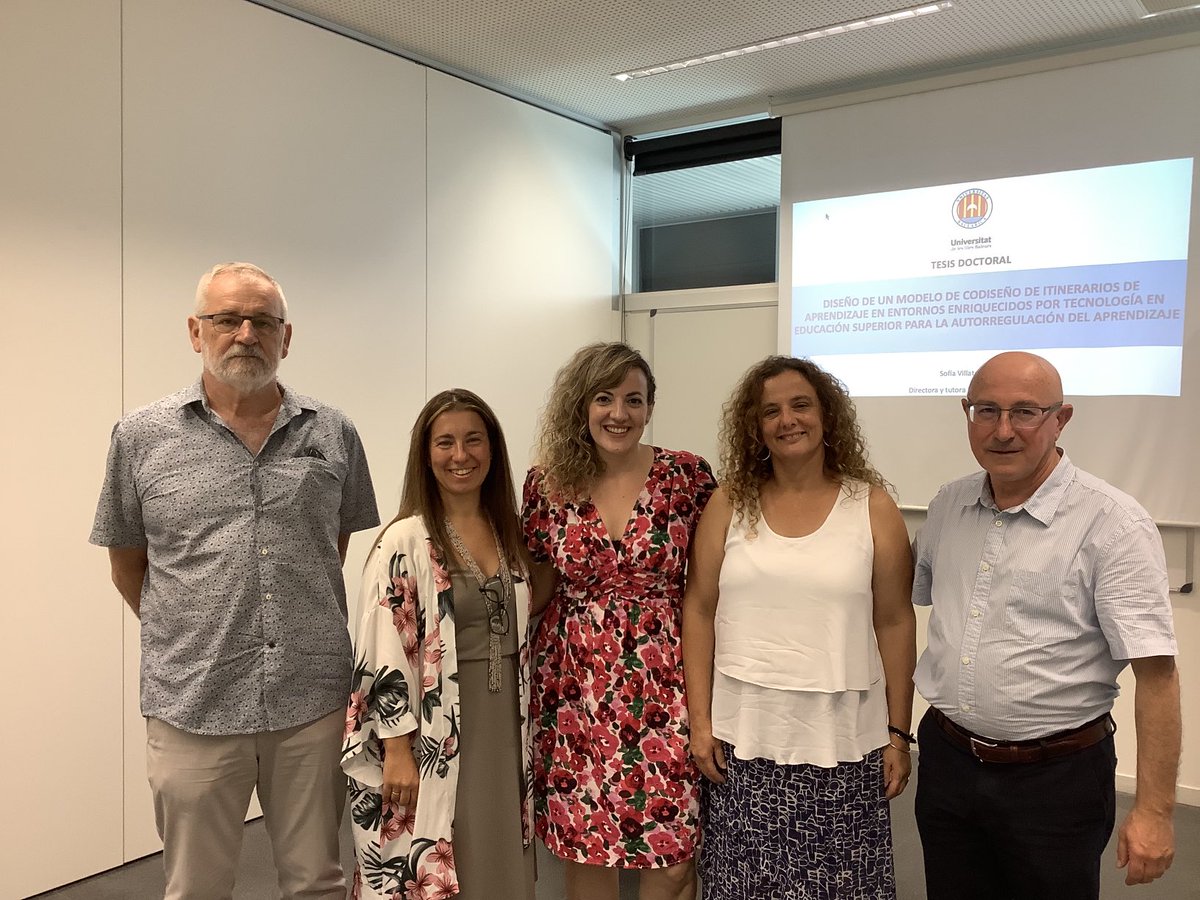 ⁦<a href="/sofiavillamo/">Sofía Villatoro</a>⁩ ⁦@jsalinasi⁩ ⁦<a href="/karenllorente/">Karen Llorente</a>⁩  ⁦<a href="/bdebenito/">bdebenito</a>⁩
Enhorabuena Dra. Villatoro