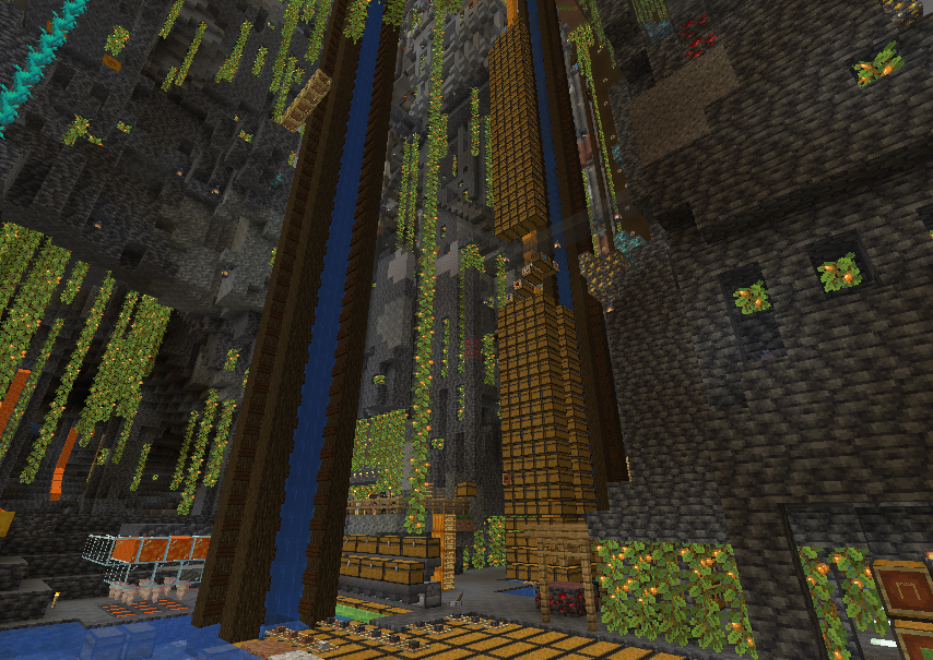 Craft Life 巨木を作りたい住人さんの為の掘りお手伝い中３１ 現在の掘りエリアの様子 巨木担当者がたまにしかこないのでなかなか進んでいない きっと永遠に終わらないので枝を生やしてみたり 巨木中央を倉庫にしているけれど これ全部中身みっしり