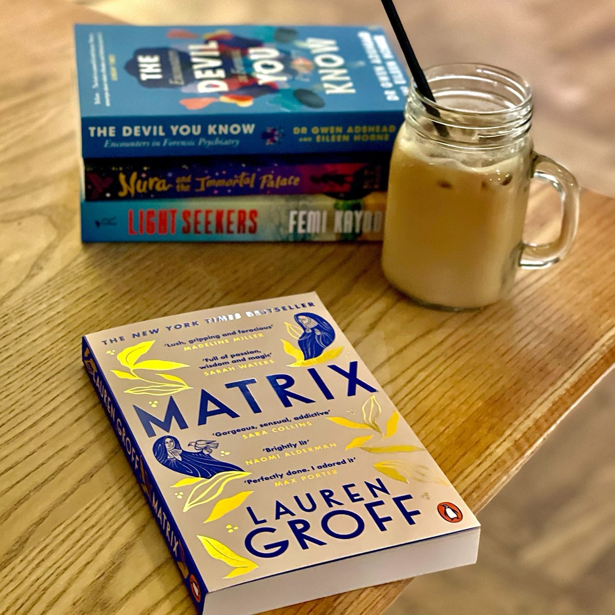 Waterstones tweet media