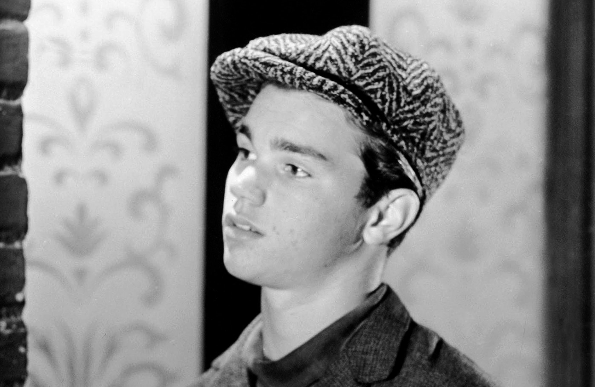 Happy birthday Darryl Hickman!! 