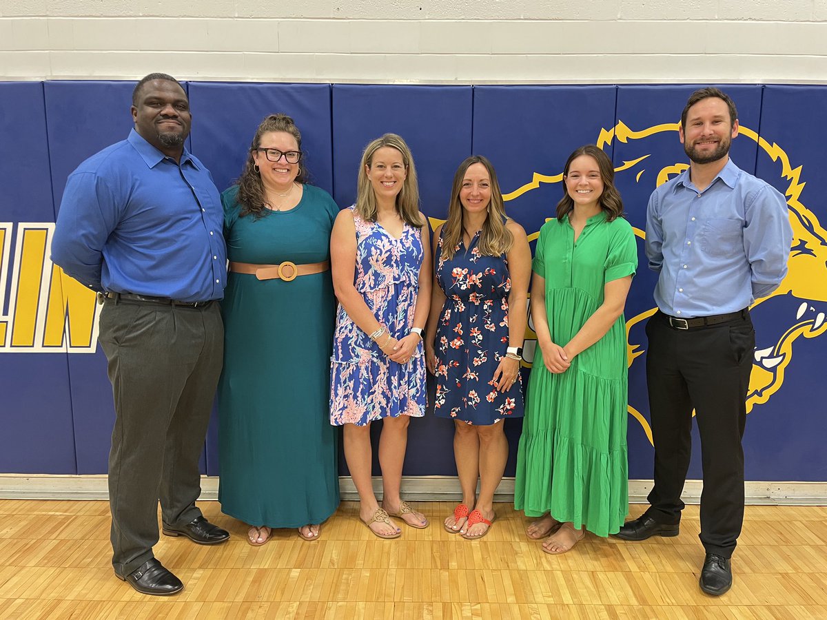 GLHSCounselors's tweet photo. We’re back! 💙💛🦁 https://t.co/pwHV3wkBEF