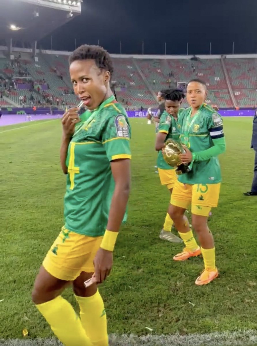 Inseparable <a href="/NomvulaKgoale/">Nomvula “LipstickLady” Kgoale</a> &amp; Lipstick 💄.  You can't separate this bond. Halalaa Limpopo Queen. 💯💯💯💞💞💞