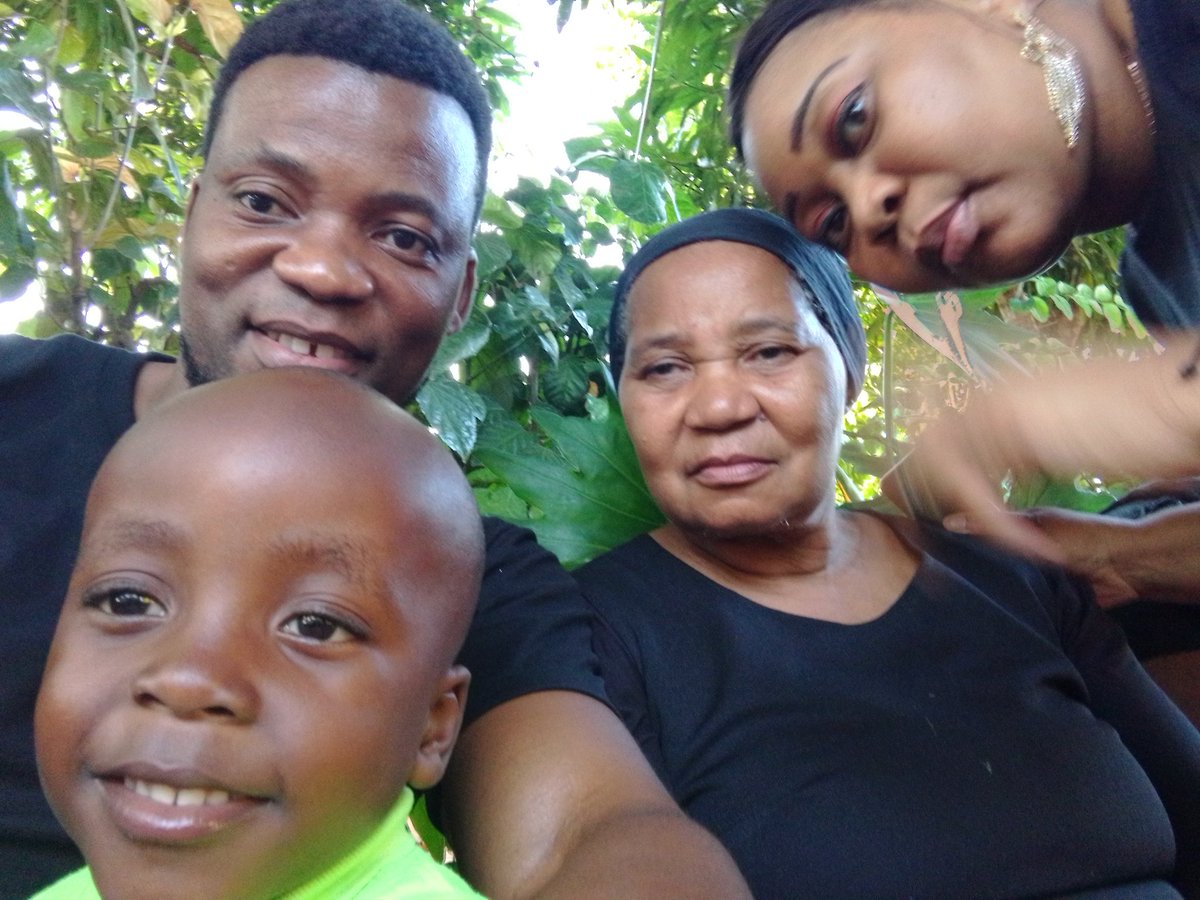 chambe_helio's tweet photo. Família https://t.co/YNP0TcmXaM