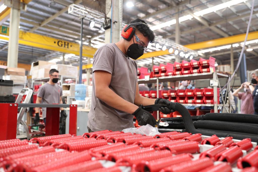 🚨⚠️Todavía estás a tiempo para que vos y tu micro, pequeña y mediana empresa se sumen a Crédito Fiscal para Capacitación PyME. 

¿Cómo? Incentivando la formación profesional en tu empresa o emprendimiento para obtener beneficios fiscales 🔄