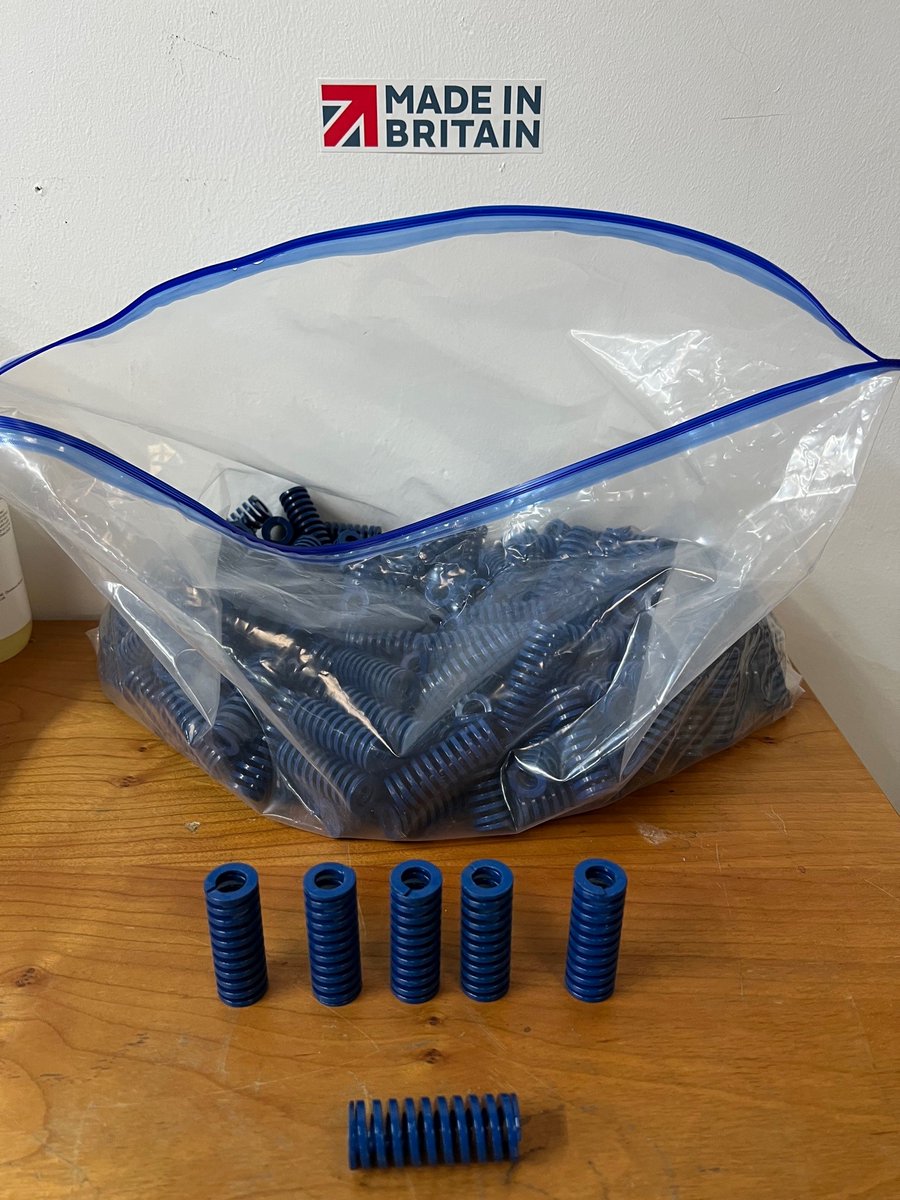 AutoliftLimited's tweet photo. We are very pleased to receive our first order from fellow @MadeinBritainGB member @europeansprings who we met at this years @TheCVShow! https://t.co/Dqjn6WZJJH
