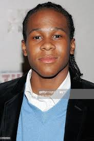 merlinpapin3's tweet photo. .@FredOL69007 On souhaite un Bon Anniersaire à l'acteur et chanteur #MaestroHarrell qui a 31 ans, vu dans les films :
Ali (Clay Jeune)
Dark Summer
Babershop https://t.co/NrEkayOiHG