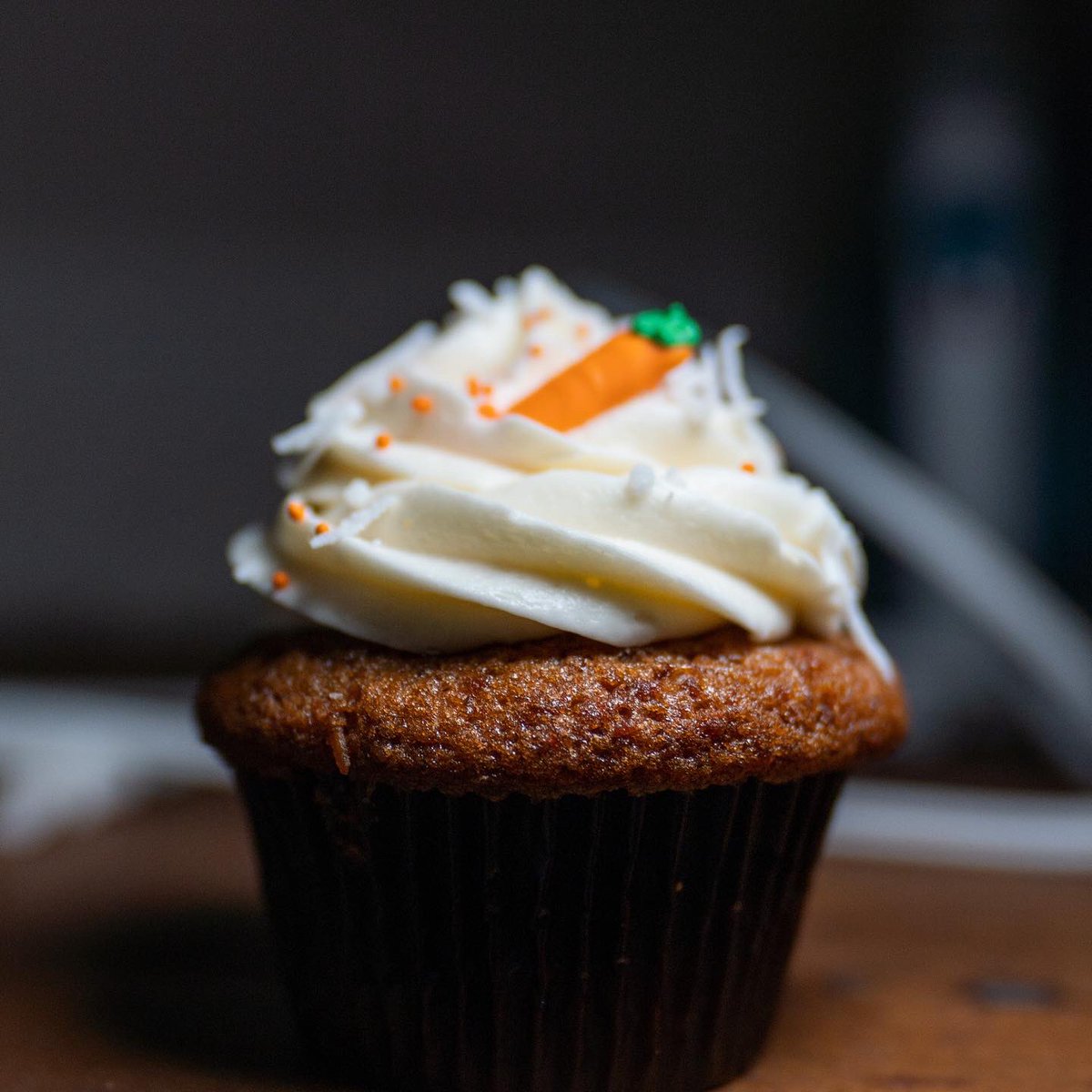 cupcakecharlies's tweet photo. Early morning treat, or late night dessert.. we choose both
#cupcakes #cupcake #cupcakesofinstagram #cupcakegrid #cupcaketime https://t.co/XJ6xQ79zYD