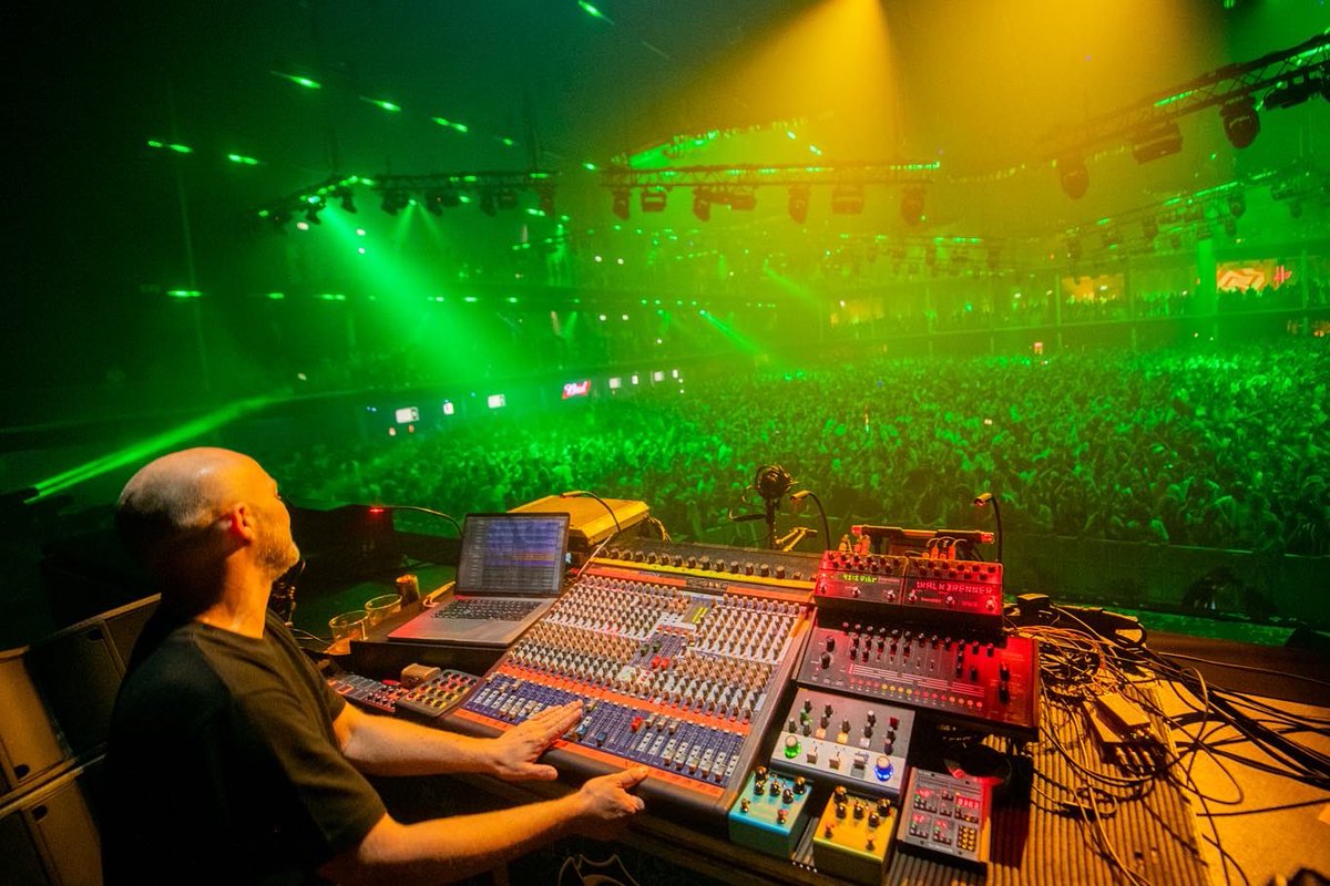 paulkalkbrenner's tweet image. .@Tomorrowland round 2 tomorrow... Who&apos;s in??

#paulkalkbrenner #tomorrowland