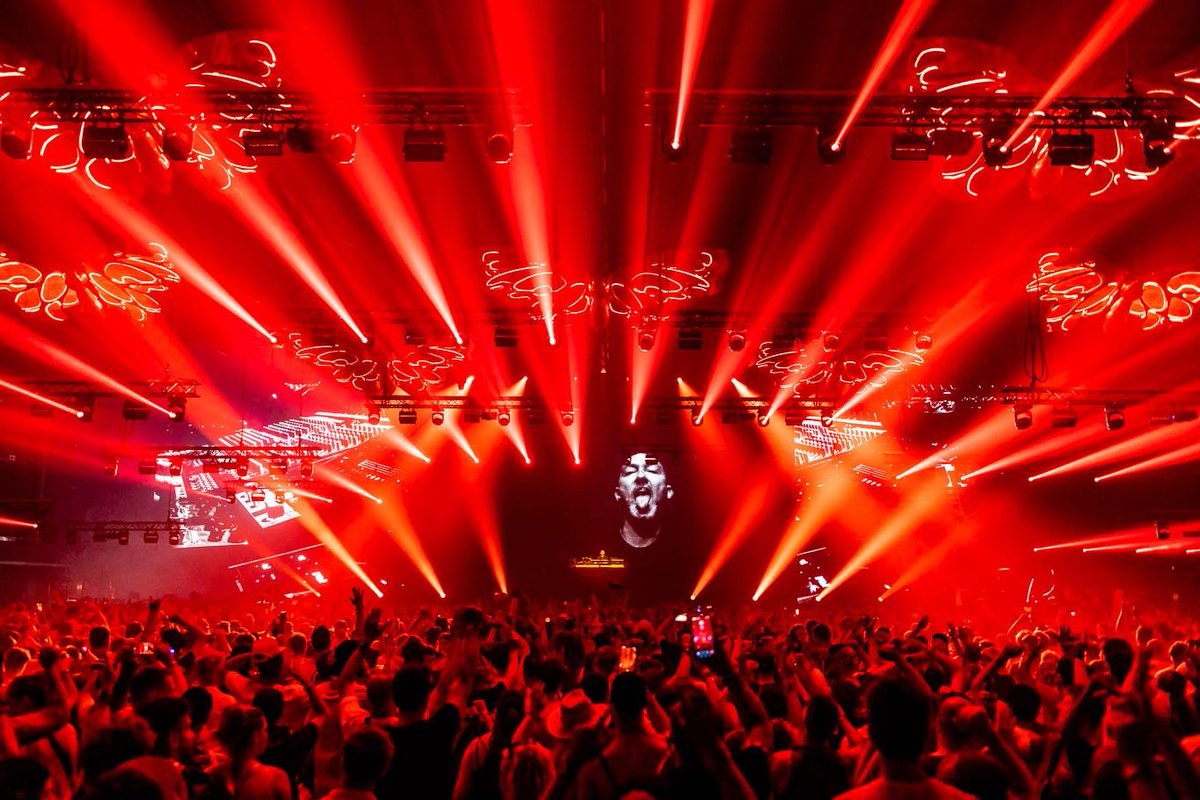 paulkalkbrenner's tweet image. .@Tomorrowland round 2 tomorrow... Who&apos;s in??

#paulkalkbrenner #tomorrowland