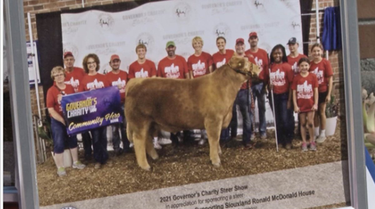 WebsterCalhoun's tweet image. Governor’s Charity Steer Show.  His name is Simba and he was raised in Calhoun County. He will be shown at the Iowa State Fairgrounds by Troy Condon.
siouxlandproud.com/news/local-new…