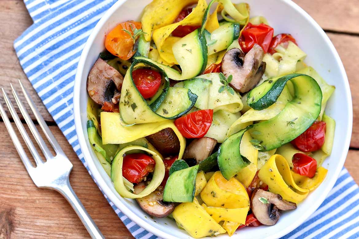 Zucchini Ribbons are a fun way to enjoy the summer's bounty - try this easy method!
fountainavenuekitchen.com/easy-zucchini-…
#fountainavenuekitchen #zucchininoodles #zucchinirecipes #summerrecipes