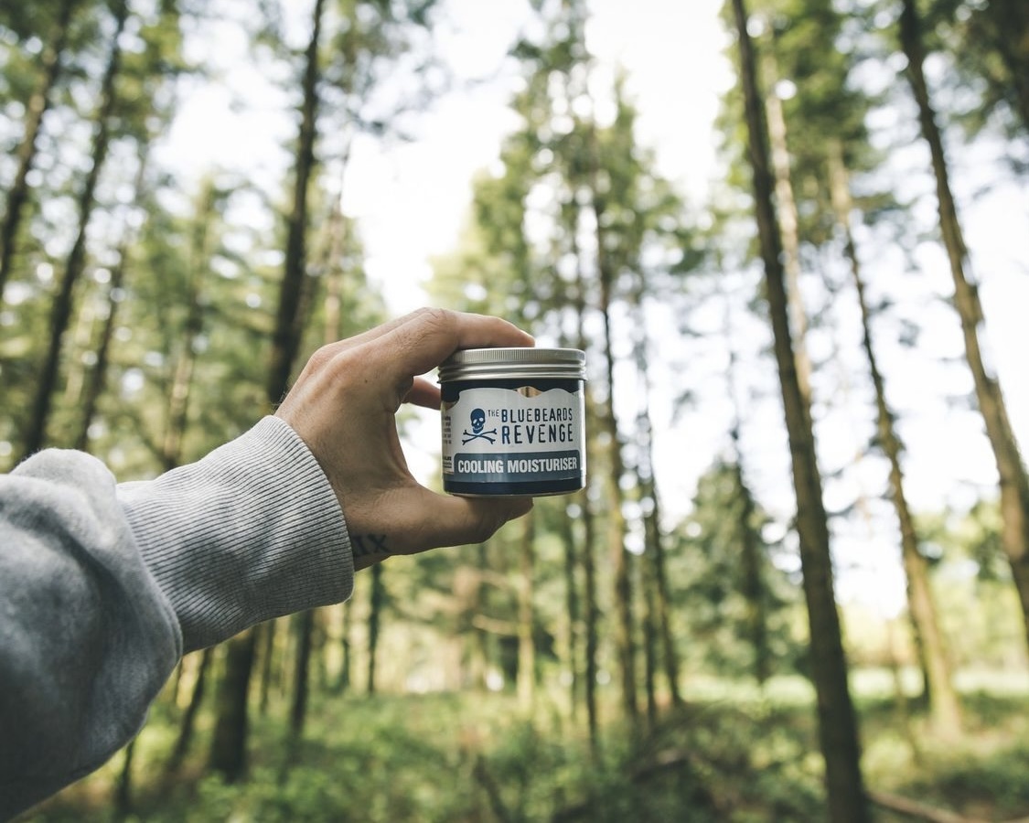 roberts1887's tweet photo. We're keeping cool this heatwave with The Bluebeards Revenge Cooling Moisturiser!
Top tip - pop these in the fridge for an extra soothing effect! ❄️
Metal lid provided by us and jar provided by Ashfield Extrusion.
#metalpackaging #malegrooming #malecosmetics @thebluebeards https://t.co/Lmvh88JTZ3
