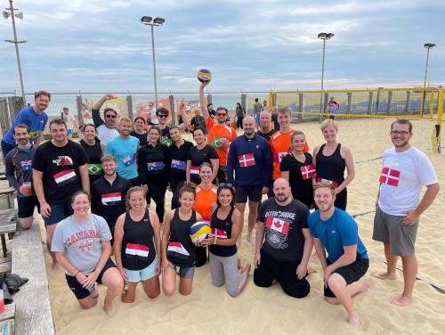 Yesterday afternoon, thirty SHW athletes took part in the Beach Volleyball World Cup, hosted by Yellowave Beach Sports on Brighton seafront, joined by a large group of supporters from our offices.  #teamday #sports #brighton #charity shw.co.uk/news/2022/shw-…
