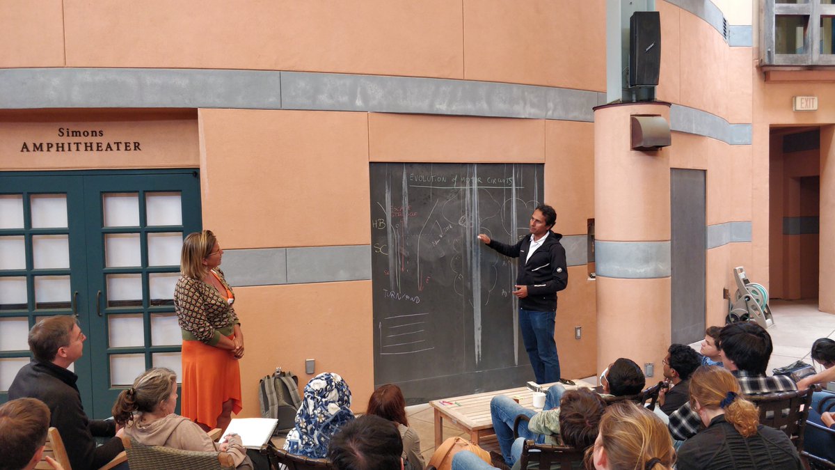 Our PI <a href="/ClaireWyart/">Claire Wyart</a> and Pavan <a href="/ramdya/">Pavan Ramdya</a> presenting <a href="/KITP_UCSB/">Kavli Institute for Theoretical Physics</a> Program: The Neurophysics of Locomotion 
😊🎉🐠🪰
#neuroloco22 
More info: kitp.ucsb.edu/activities/neu…