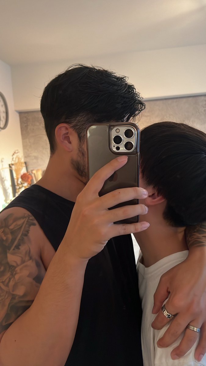 Hiro tweet media