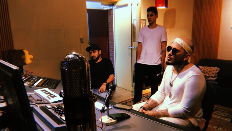 ZonaSuburbana's tweet photo. Jardim do Flow reúne diversidade, rap e hip hop
#Rap #HipHop #JardimdoFlow #MaxBO
🔽Matéria completa acesse🔽
https://t.co/zJQJCQBpUS https://t.co/hITNFD8s8Q