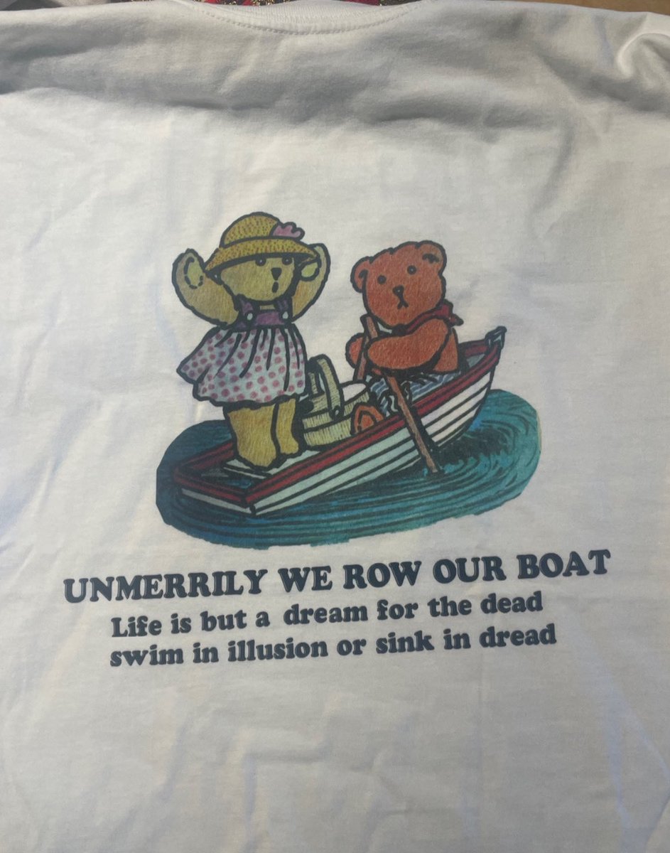 Poorly Translated Shirts (@translatedtees) on Twitter photo 