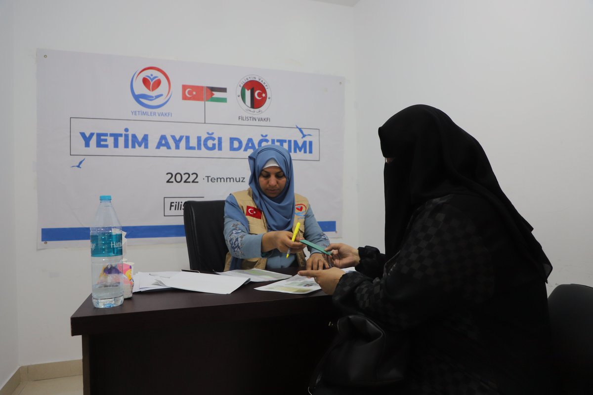 YetimlerVakfim's tweet photo. Temmuz ayı nakdi yardımlarımızı #Filistin'de ki yetim kardeşlerimize ulaştırdık. minik kardeşlerimize destek olan hayırseverlere teşekkür ederiz.

📱0549 540 29 21

🌐https://t.co/owq9n28PYO

📍Filistin https://t.co/q7ud3cXAD4