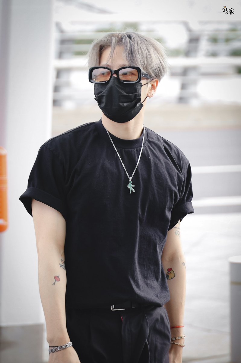 Wangga0328's tweet photo. 220728 ICN🏃🏻
@JacksonWang852 
#JacksonWang  #잭슨  #王嘉尔 #TEAMWANG https://t.co/IIfv5mCBKC
