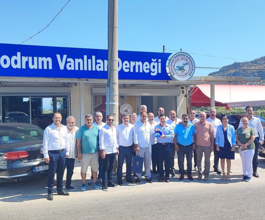 Değerli Bodrumlular merhaba. Yıllardır dünyanın ve ülkemizin her yerinden gelen insanların dostça yaşadığı Bodrum, son günlerde tuhaf bir iddiaya şahit oldu. Devamı, linkte.. instagram.com/p/CgjsgWWN_BF/…