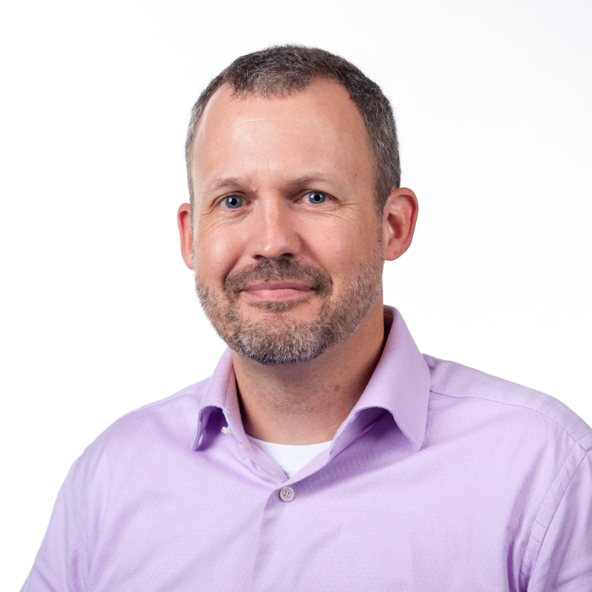 PhD student <a href="/elaida_d/">Elaida Dimwamwa</a> has earned a unique student+advisor fellowship from @HHMINEWS for rising stars. The program supports her work &amp; offers her advisor <a href="/GStanleyNeuro/">Garrett Stanley</a> support to develop his mentoring skills. #GilliamFellows b.gatech.edu/3BkHT16